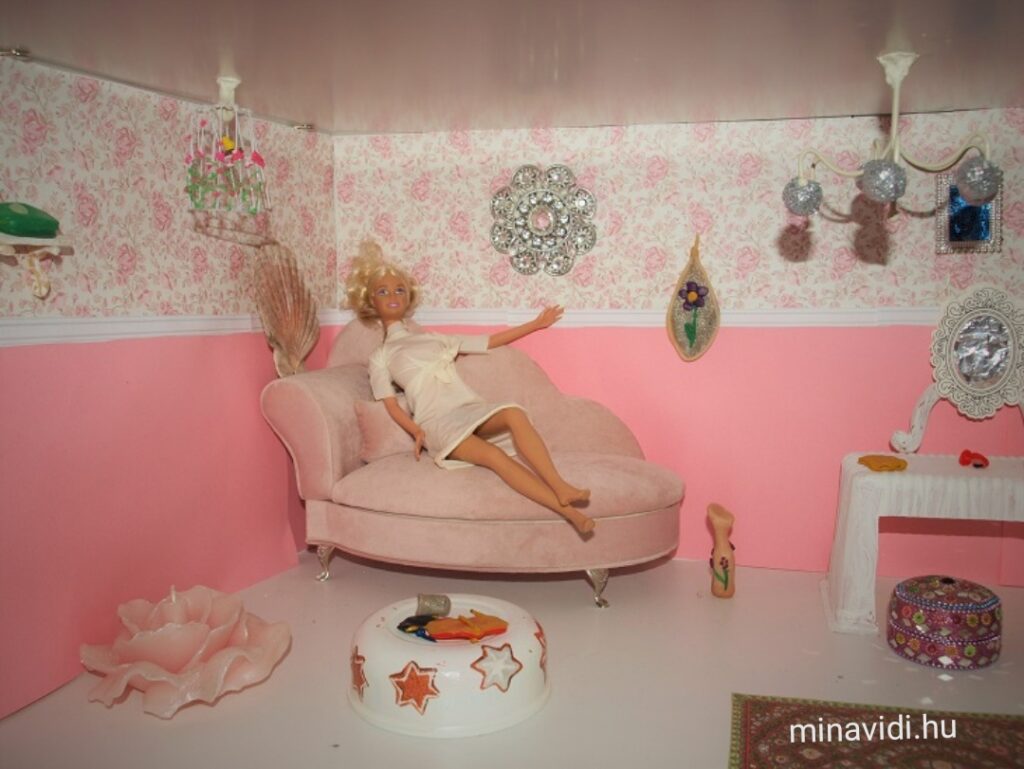 Barbie-kanapé